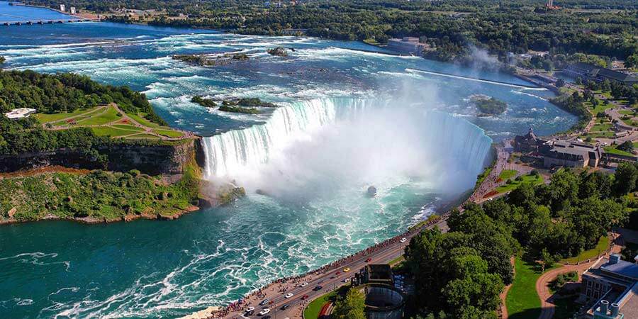 Cruising into the mist of the Niagara Falls